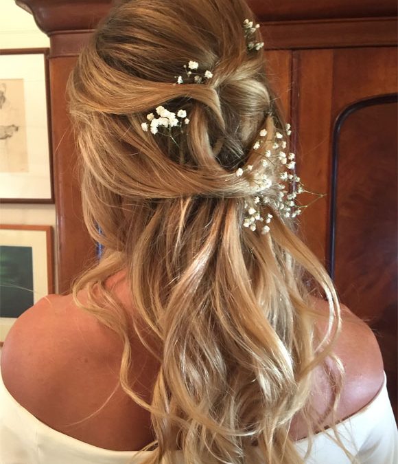 How to achieve beautiful wedding day hair